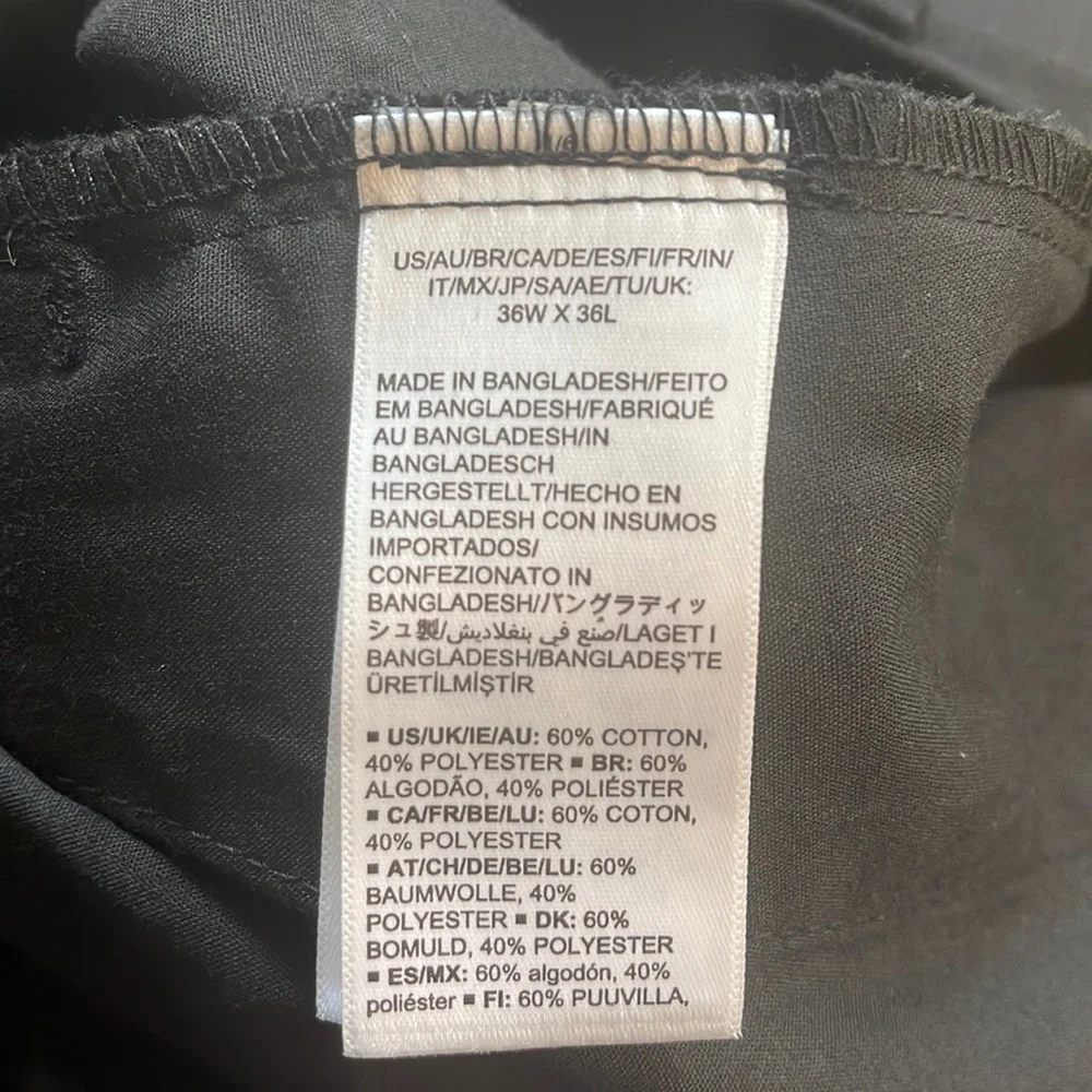 Men’s flat front chinos NWOT pants dress